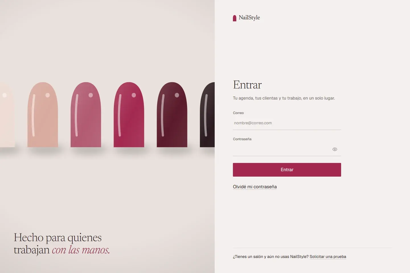 Pantalla de acceso de NailStyle, con un muestrario de uñas en tonos rosados y un formulario de inicio de sesión.